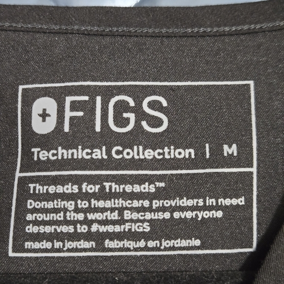 Figs Scrubs Catarina Long Sleeve Top Size M Black - Picture 6 of 7